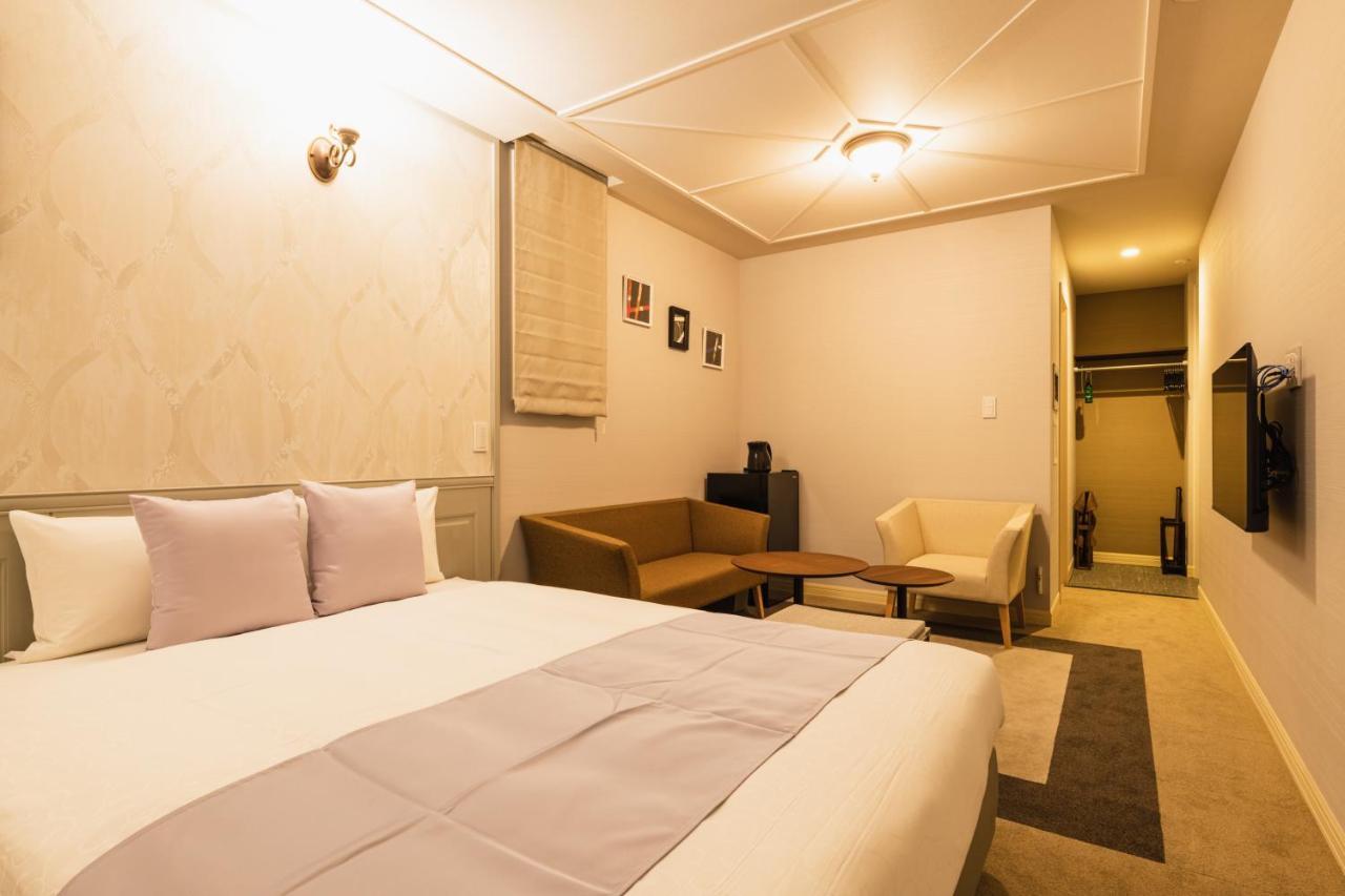 Aparthotel Grand Base Hakata-I Fukuoka  Esterno foto